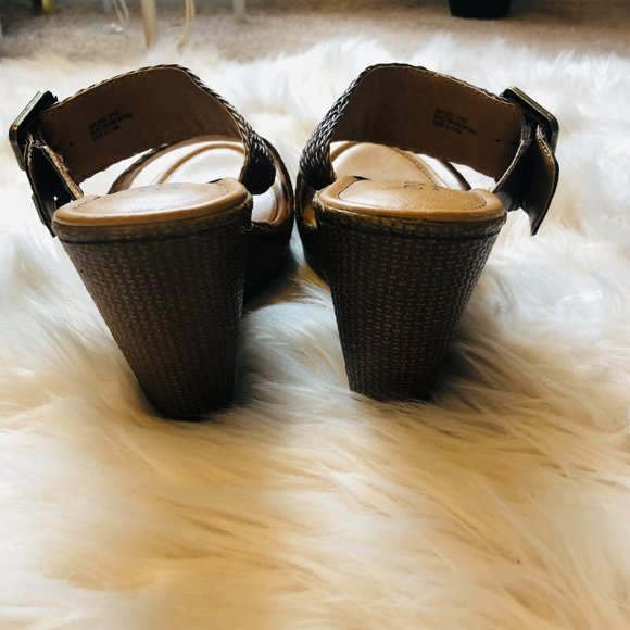 BOC Born Concept Brown Woven Wedge Sandals - Picture 6 of 10